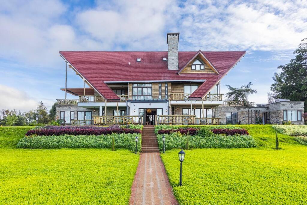 Hotel Kirimara Woodlands, Nanyuki Extérieur photo