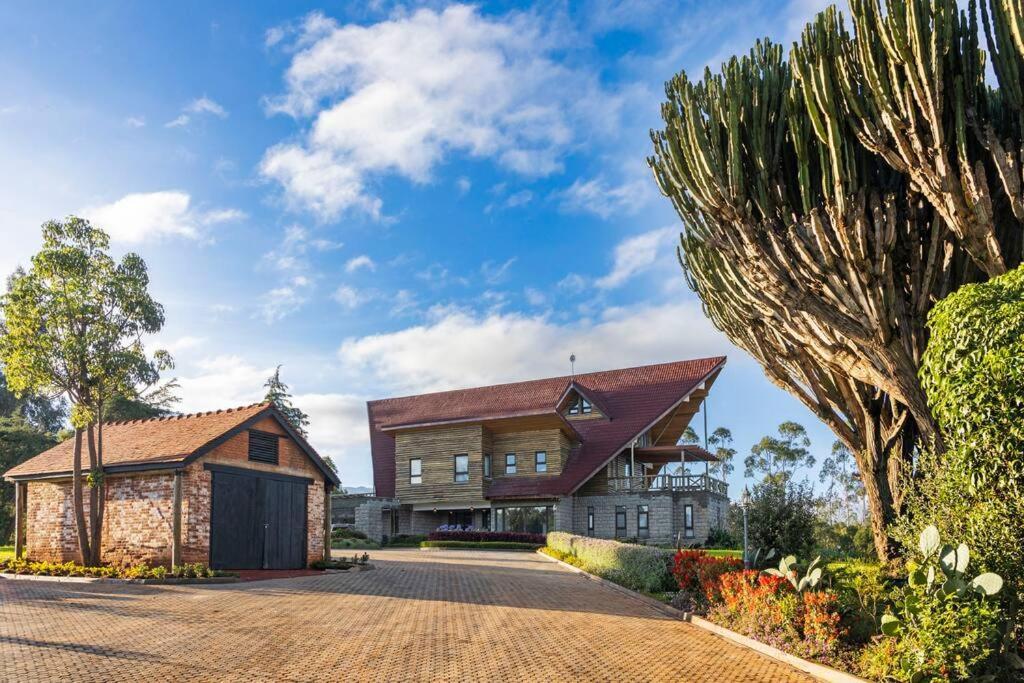 Hotel Kirimara Woodlands, Nanyuki Extérieur photo